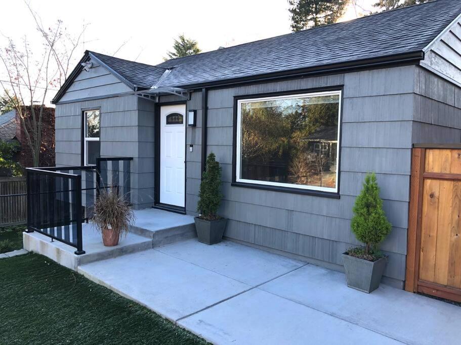 Cozy Crown Hill Carkeek Cottage W/3 Beds, Full Kitchen & Backyard In North Seattle Eksteriør bilde
