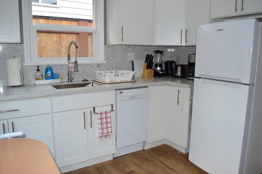 Cozy Crown Hill Carkeek Cottage W/3 Beds, Full Kitchen & Backyard In North Seattle Eksteriør bilde