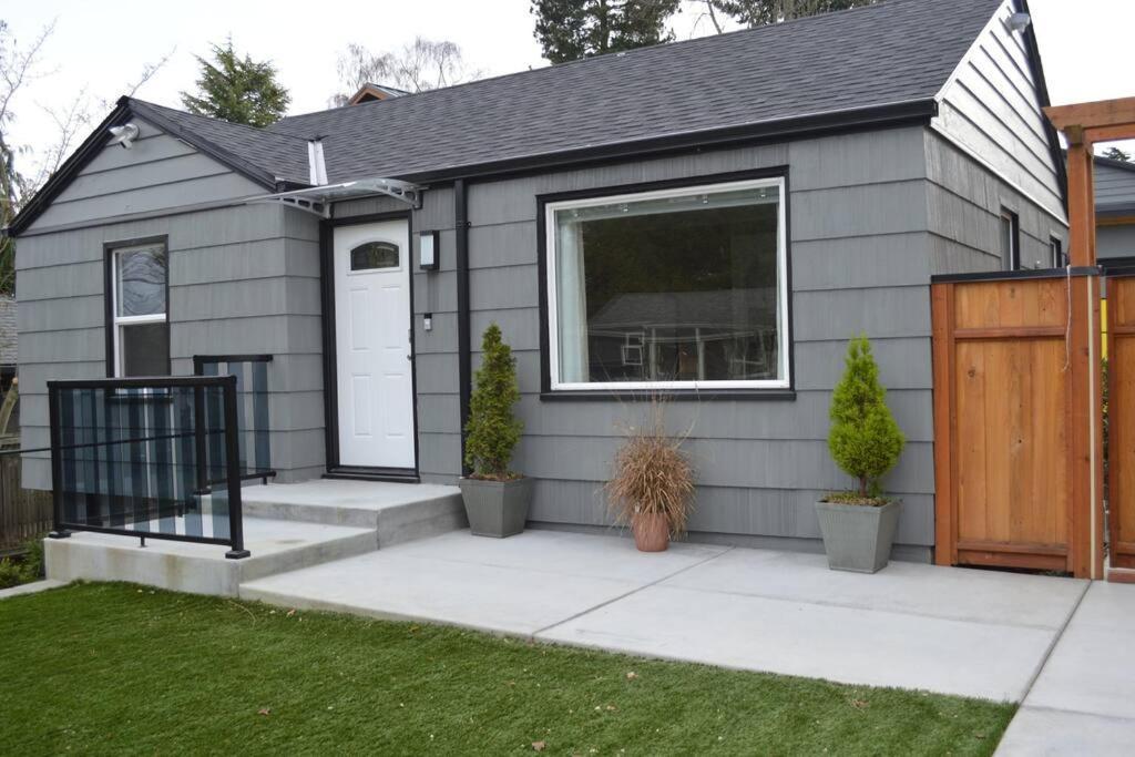 Cozy Crown Hill Carkeek Cottage W/3 Beds, Full Kitchen & Backyard In North Seattle Eksteriør bilde